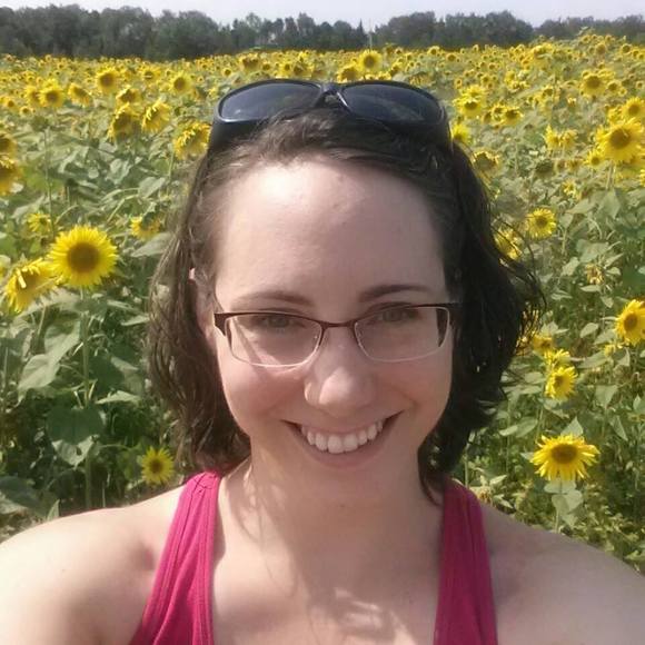 Meet your Posher, Chantal - Picture 1 of 1